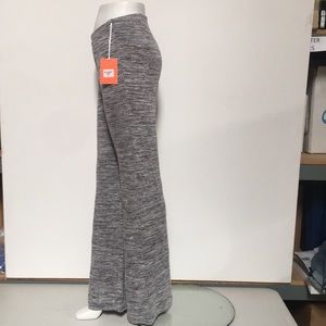 Relaxed pants that can be dressed up or down